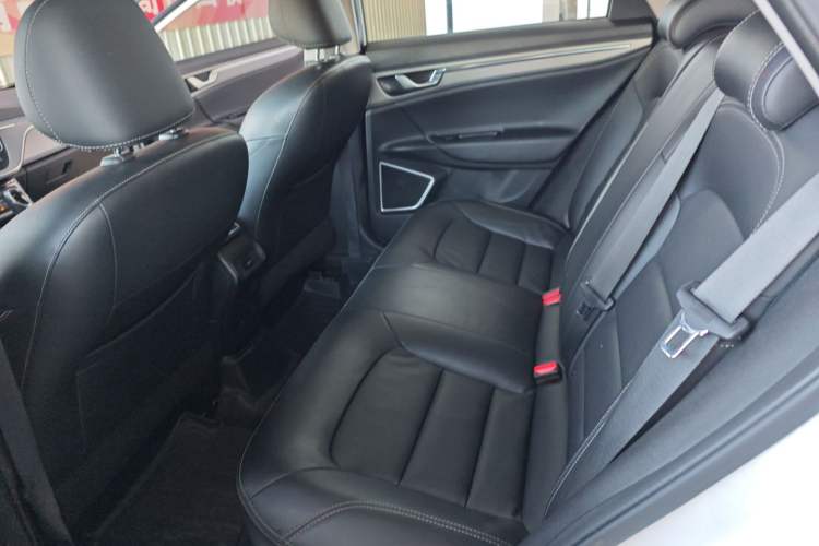 Used Geely Auto Emgrand GL 2020 1.4T CVT Asian Games Edition Interior 4