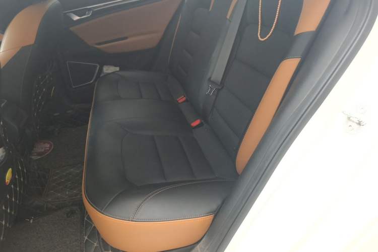 Used Geely Auto Emgrand GL 2020 1.4T Manual Luxury Model Left Rear Seat