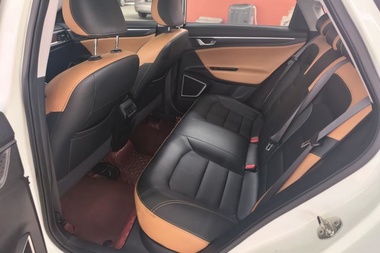 Used Geely Auto Emgrand GL 2020 1.4T CVT Luxury Model Left Rear Seat
