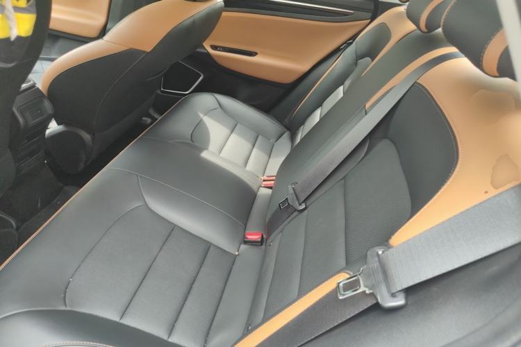 Used Geely Auto Emgrand GL 2020 1.4T CVT Luxury Model Left Rear Seat