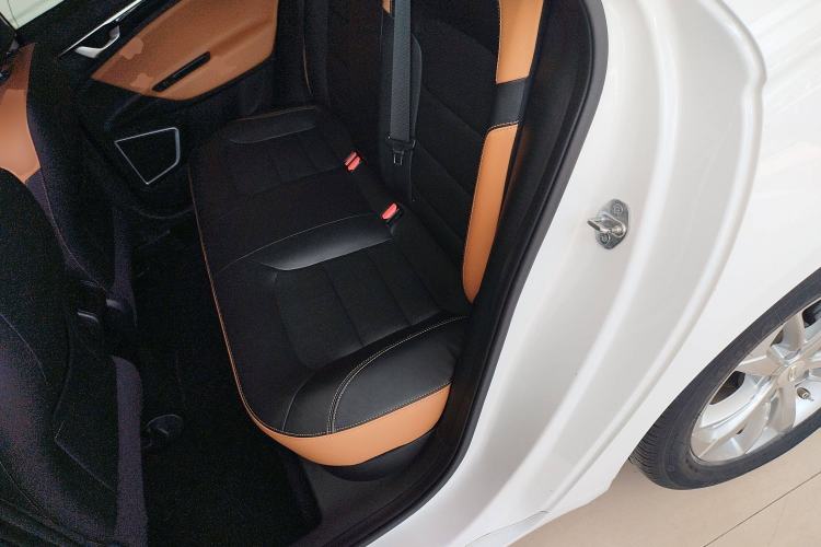 Used Geely Auto Emgrand GL 2020 1.4T CVT Luxury Model Left Rear Seat
