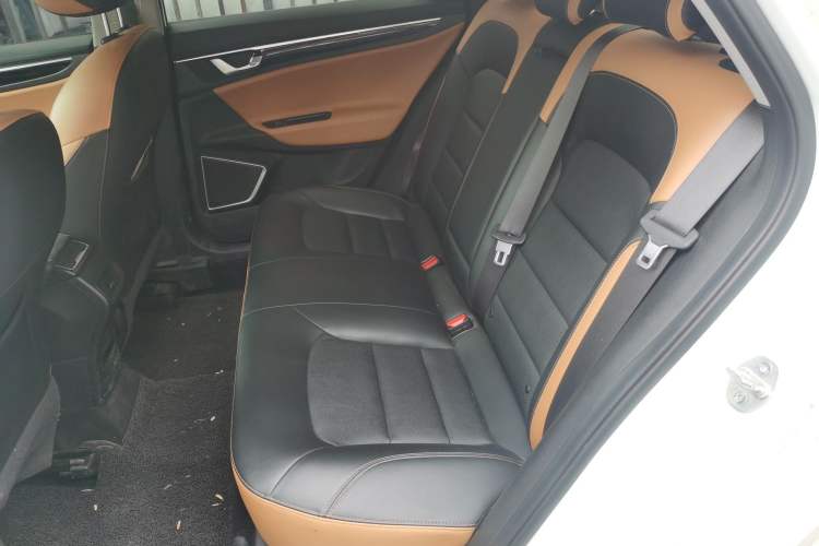 Used Geely Auto Emgrand GL 2020 1.4T CVT Luxury Edition Left Rear Seat