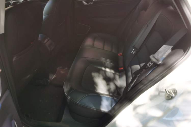 Used Geely Auto Emgrand GL 2020 1.4T Manual Luxury Model Left Rear Seat