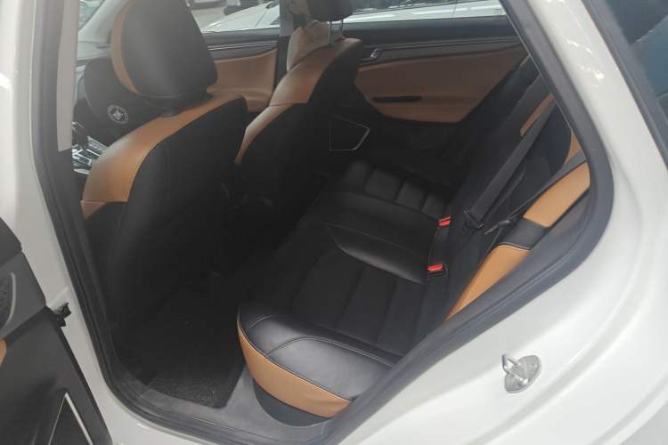 Used Geely Auto Emgrand GL 2020 1.4T CVT Asian Games Edition Left Rear Seat