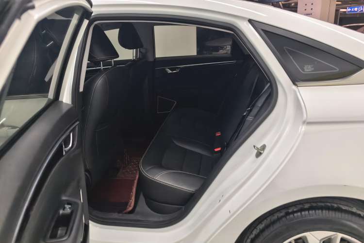 Used Geely Auto Emgrand GL 2020 1.4T CVT Luxury Model Left Rear Seat