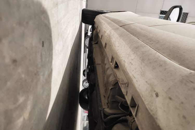 Used Geely Auto Emgrand GL 2020 1.4T Manual Asian Games Edition Left Side Sill