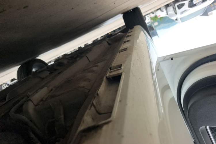 Used Geely Auto Emgrand GL 2020 1.5T DCT Luxury Model Left Side Sill