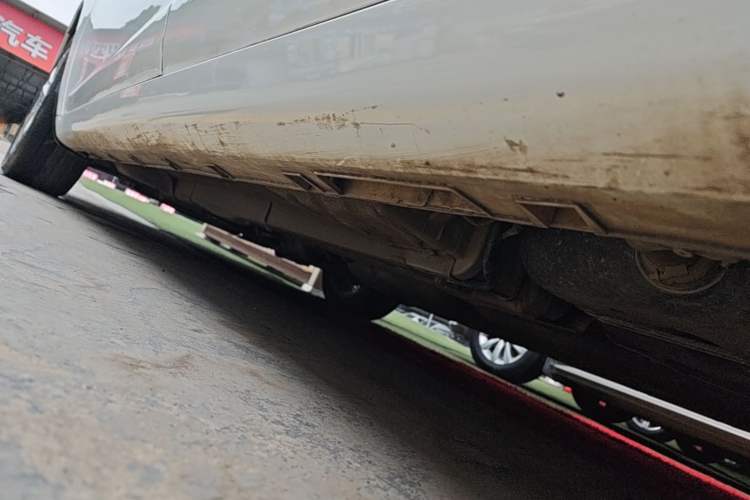 Used Geely Auto Emgrand GL 2020 1.5T DCT Luxury Model Left Side Sill