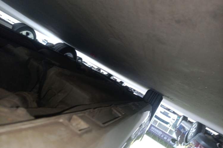 Used Geely Auto Emgrand GL 2020 1.4T CVT Luxury Model Left Side Sill