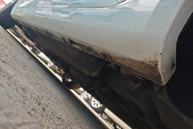 Used Geely Auto Emgrand GL 2020 1.4T CVT Luxury Model Left Side Sill