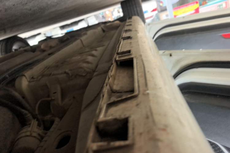 Used Geely Auto Emgrand GL 2020 1.4T CVT Luxury Model Left Side Sill