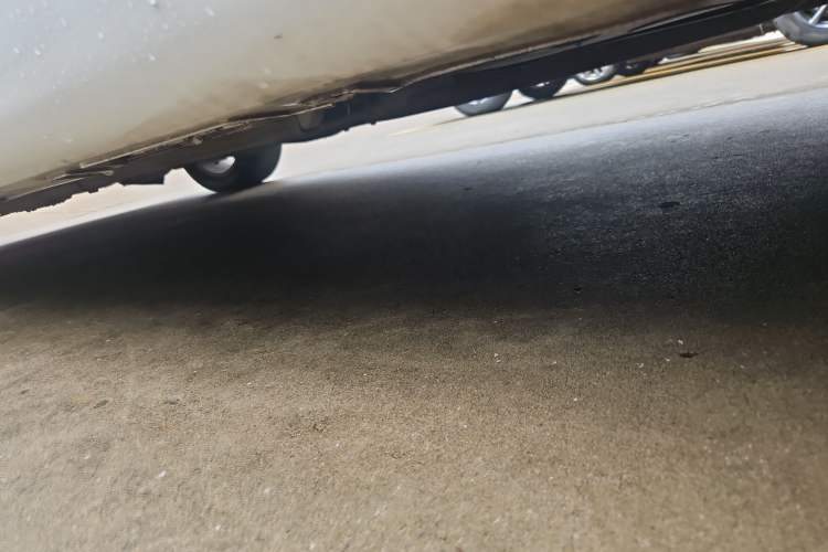 Used Geely Auto Emgrand GL 2020 1.4T CVT Luxury Model Left Side Sill