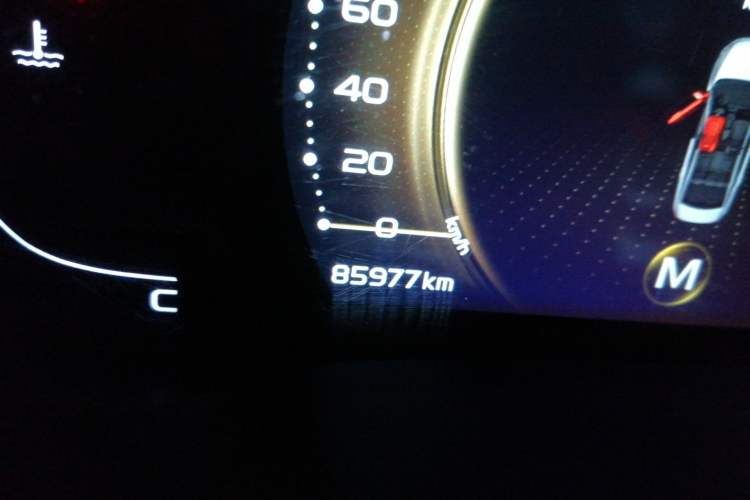 Used Geely Auto Emgrand GL 2020 1.4T Manual Luxury Model Odometer Close Up