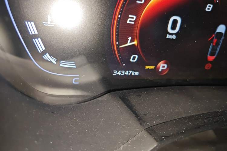 Used Geely Auto Emgrand GL 2020 1.4T CVT Luxury Model Odometer Close Up