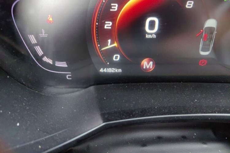 Used Geely Auto Emgrand GL 2020 1.4T Manual Luxury Model Odometer Close Up