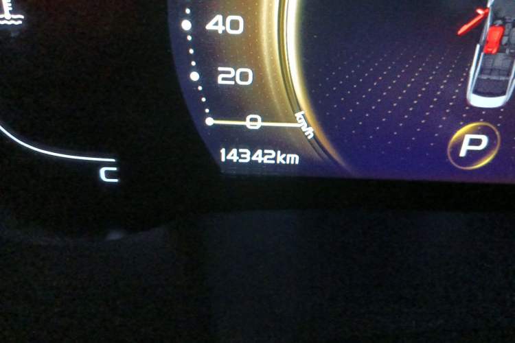 Used Geely Auto Emgrand GL 2020 1.4T CVT Luxury Model Odometer Close Up