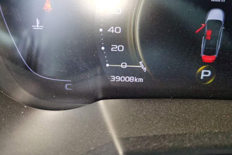 Used Geely Auto Emgrand GL 2020 1.4T CVT Luxury Edition Odometer Close Up