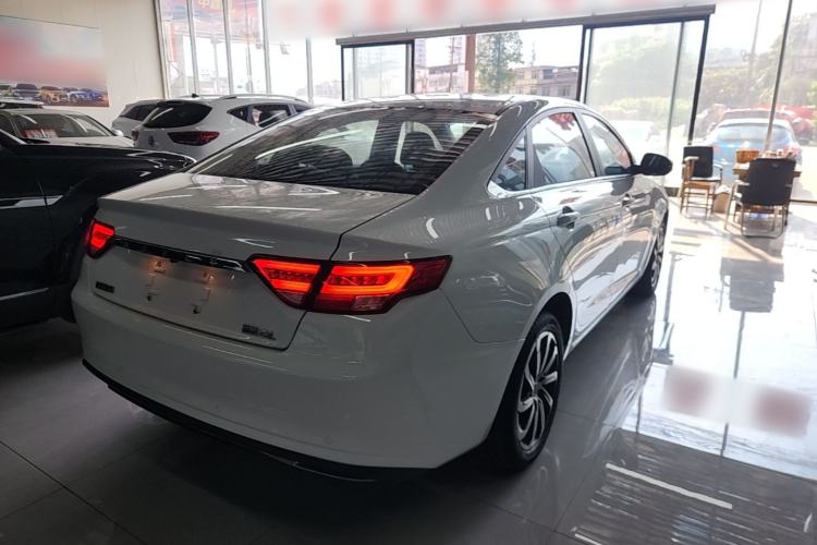 Used Geely Auto Emgrand GL 2020 1.4T CVT Luxury Edition Rear Right 45 Deg