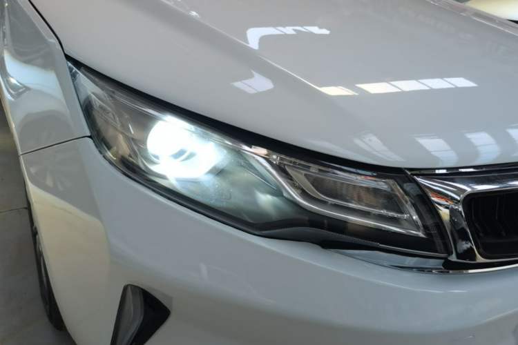 Used Geely Auto Emgrand GL 2020 1.4T CVT Luxury Model Right Front Headlight