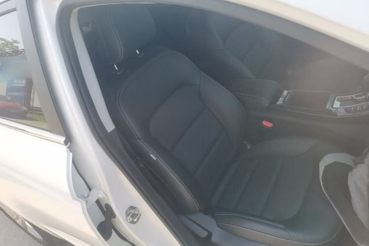 Used Geely Auto Emgrand GL 2020 1.4T CVT Luxury Model Right Front Seat