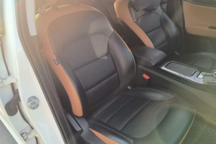 Used Geely Auto Emgrand GL 2020 1.4T CVT Luxury Model Right Front Seat