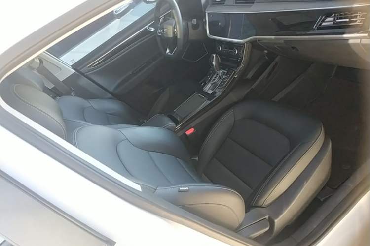 Used Geely Auto Emgrand GL 2020 1.4T CVT Luxury Model Right Front Seat
