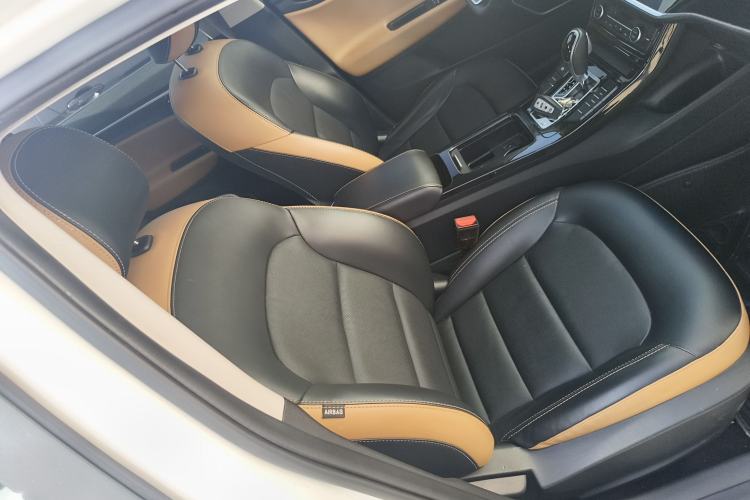 Used Geely Auto Emgrand GL 2020 1.4T CVT Luxury Model Right Front Seat