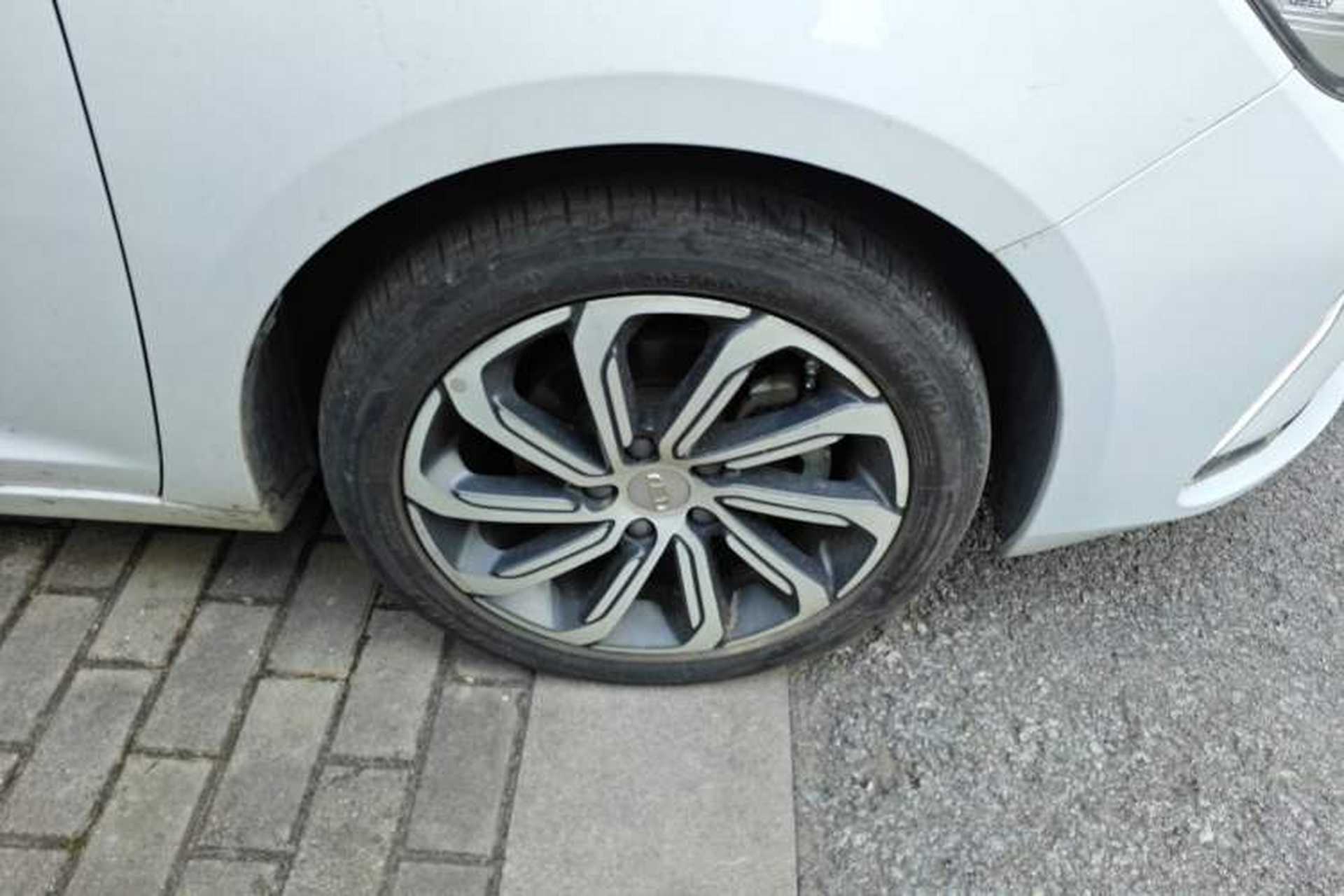 Used Geely Auto Emgrand GL 2020 1.4T CVT Luxury Edition Right Front Wheel Hub