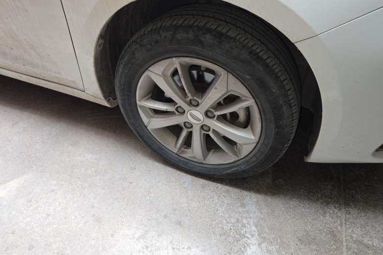 Used Geely Auto Emgrand GL 2020 1.4T CVT Asian Games Edition Right Front Wheel Hub