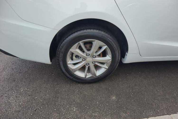 Used Geely Auto Emgrand GL 2020 1.4T CVT Asian Games Edition Right Rear Wheel Hub