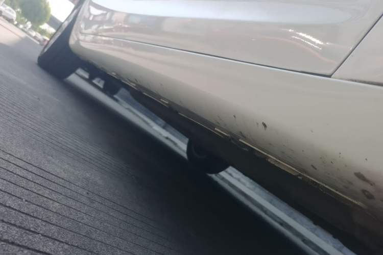 Used Geely Auto Emgrand GL 2020 1.4T CVT Luxury Model Right Side Sill