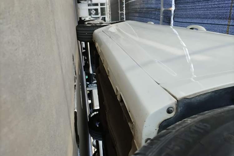 Used Geely Auto Emgrand GL 2020 1.4T CVT Luxury Model Right Side Sill