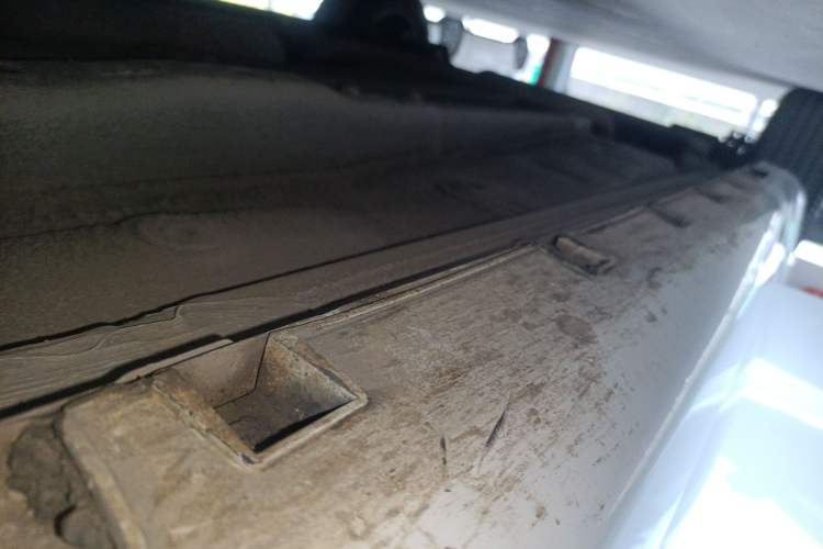 Used Geely Auto Emgrand GL 2020 1.4T CVT Luxury Model Right Side Sill