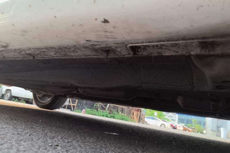 Used Geely Auto Emgrand GL 2020 1.4T CVT Luxury Model Right Side Sill