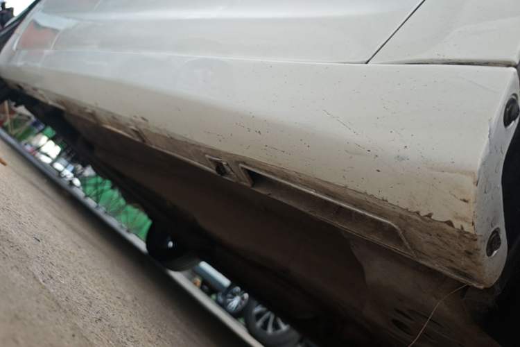 Used Geely Auto Emgrand GL 2020 1.4T CVT Luxury Model Right Side Sill