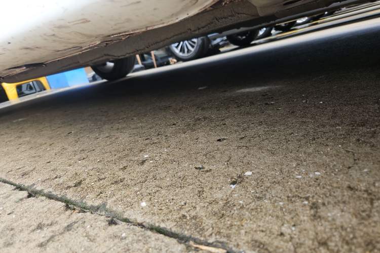 Used Geely Auto Emgrand GL 2020 1.4T CVT Luxury Model Right Side Sill