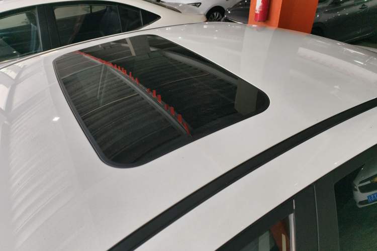 Used Geely Auto Emgrand GL 2020 1.4T Manual Luxury Model Roof