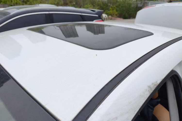Used Geely Auto Emgrand GL 2020 1.4T CVT Luxury Edition Roof