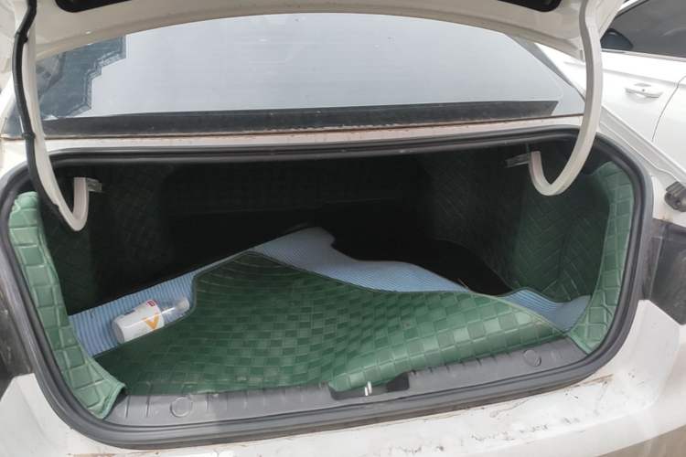 Used Geely Auto Emgrand GL 2020 1.4T Manual Asian Games Edition Trunk