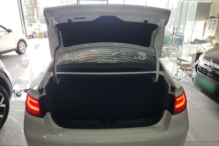 Used Geely Auto Emgrand GL 2020 1.4T CVT Luxury Edition Trunk