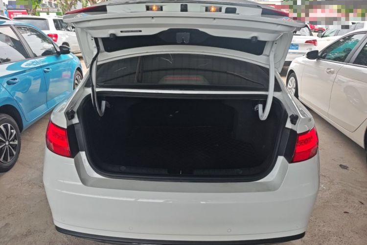 Used Geely Auto Emgrand GL 2020 1.4T CVT Luxury Model Trunk