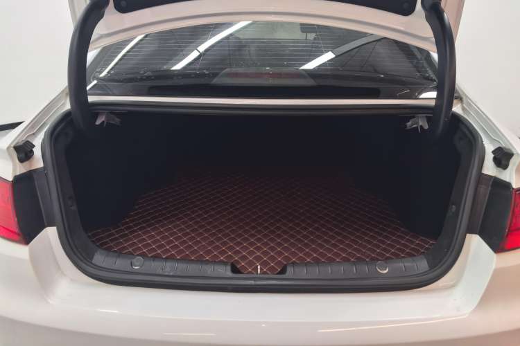 Used Geely Auto Emgrand GL 2020 1.4T CVT Luxury Model Trunk