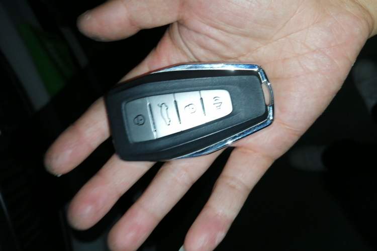 Used Geely Auto Emgrand GL 2020 1.4T Manual Luxury Model Vehicle Key