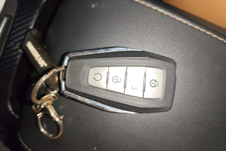 Used Geely Auto Emgrand GL 2020 1.4T CVT Luxury Model Vehicle Key