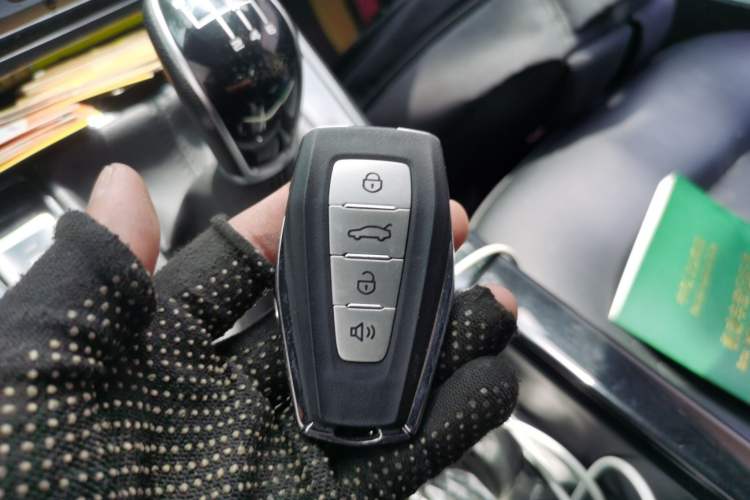 Used Geely Auto Emgrand GL 2020 1.4T Manual Luxury Model Vehicle Key