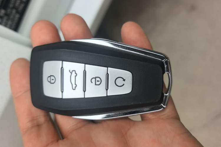 Used Geely Auto Emgrand GL 2020 1.5T DCT Luxury Model Vehicle Key