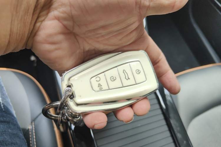 Used Geely Auto Emgrand GL 2020 1.4T CVT Luxury Model Vehicle Key
