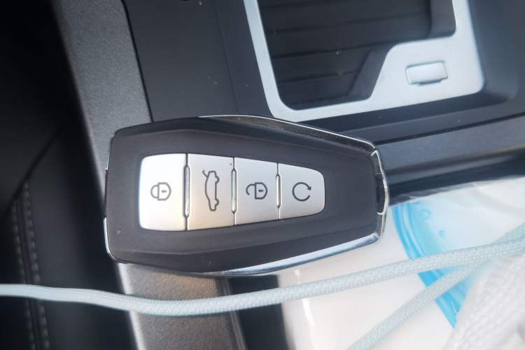 Used Geely Auto Emgrand GL 2020 1.4T CVT Luxury Model Vehicle Key