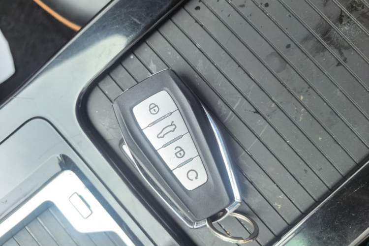 Used Geely Auto Emgrand GL 2020 1.4T CVT Luxury Model Vehicle Key