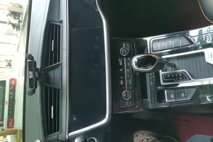 Used Geely Auto Emgrand GL 2020 1.4T CVT Luxury Model Audio And AC Panel